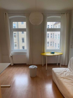 Altbauraumwunder in Friedenau - 2 Zimmer zum sofortigen Einzug!