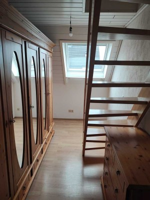 Vollständig renovierte 3-Zimmer-Dachgeschosswohnung mit Einbauküche in Emsdetten