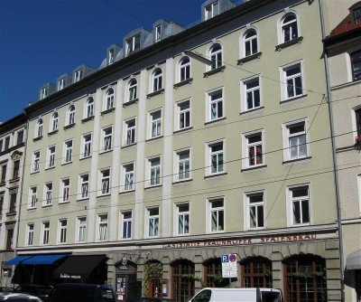 Stilvolle 5-Zimmer-Wohnung in denkmalgeschütztem Altbau – Fraunhoferstraße, München