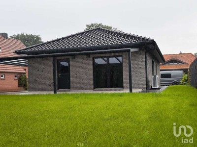 Wohnen auf einer Ebene – energieeffizienter Traum-Bungalow (Erstbezug) in Westoverledingen