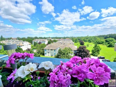 TOP-PREIS **HELLE 3-ZIMMER-WOHNUNG (77m²) IN BADEN MIT LOGGIA UND FERNBLICK**