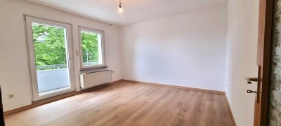 2- Zimmer Wohnung mit Balkon und Einbauküche