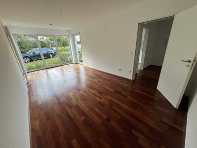 Schöne und modernisierte 2,5-Raum-EG-Wohnung mit gehobener Innenausstattung mit Balkon in Herdecke