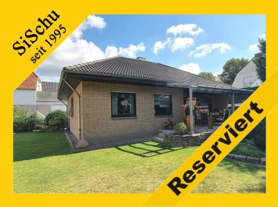 -  RESERVIERT  - Geschmackvoll modernisierter Bungalow mitten in der Stadt!