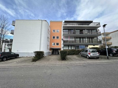 Bezugsfreie 2 Zimmer Wohnung mit Außenstellplatz und sonnigem Balkon