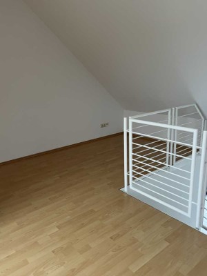 Helle 3-Zimmer Maisonette-Wohnung im 2. OG in Mönchengladbach-Schrievers