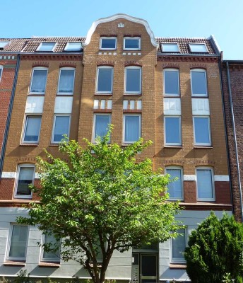 Schöne, helle 2-Zimmer-Wohnung Nähe Städtisches Krankenhaus u. Uni