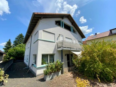 GLOBAL INVEST | Großzügige 2,5-Zimmer-Wohnung im Erdgeschoss mit toller Terrasse und TG-Stellplatz