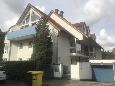*** ab 01.10.2025 + 1,5 Zimmer + Balkon + Stellplatz ***