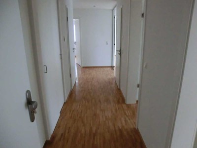 3-Zimmer Wohnung mit Balkon und Garage in Altenstadt