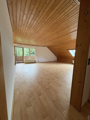 Schöne 3-Zimmer-Wohnung mit Einbauküche