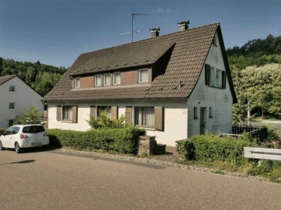 Familienfreundliches Haus mit viel Platz