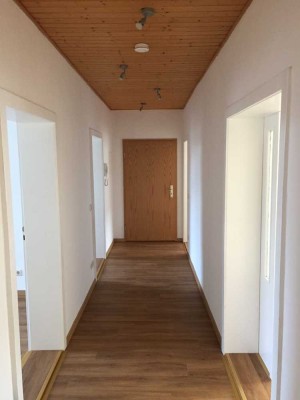 Geräumige 5 Zimmer Wohnung in Dessau Nord