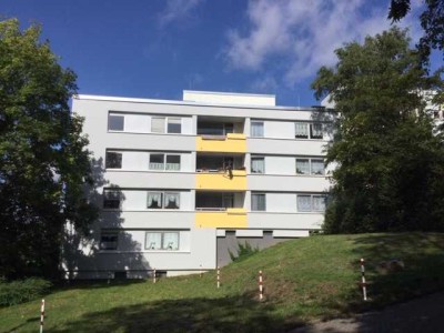 Helle 3- Zimmerwohnung mit Balkon!
