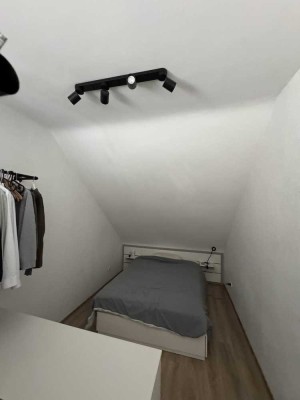 Helle 1-Zimmer-Wohnung in zentraler & ruhiger Lage von Bochum – mit EBK & Regendusche