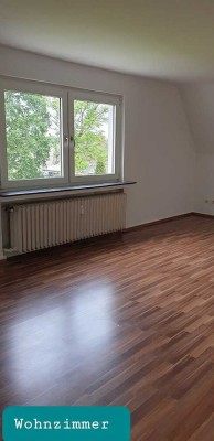 Attraktive 2-Zimmer-DG-Wohnung in Essen Kray Leithe