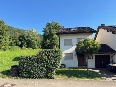 Einfamilienhaus in Traumlage mit Alb-Blick - ruhig und sonnig, Gewerbemöglichkeit