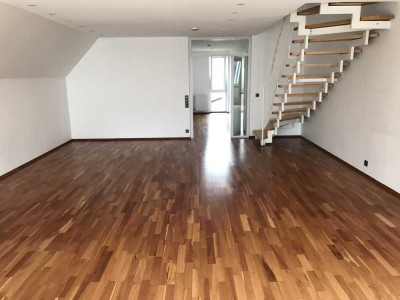 106m² | 3,5 Zimmer Maisonette-Wohnung + Balkon || RE-Innenstadt / Fußgängerzone