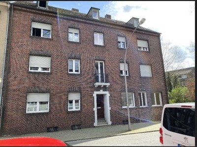 Vor kurzem neu renovierte 2-Zimmer-Dachgeschoßwohnung in Gladbeck