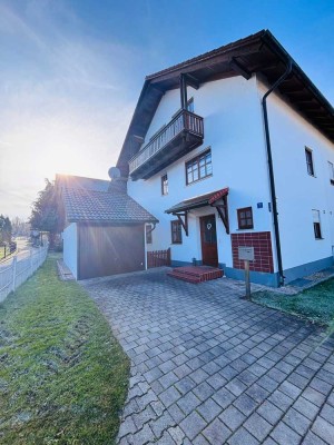 Doppelhaushälfte in Reisbach + ruhige Wohngegend + Anliegerstraße