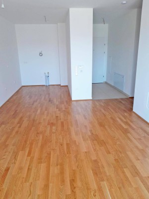 2 Zimmerwohnung mit Balkon! Neubau!
