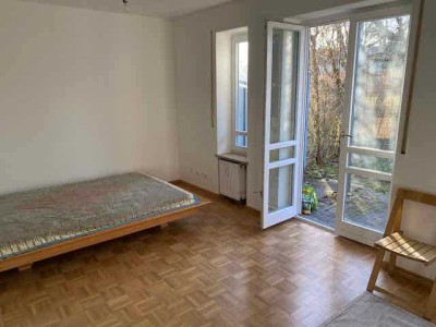 Schöne 1-Zimmer-Wohnung möbliert mit EBK und Garten in Ebersberg