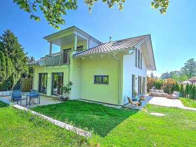 PÖCKING: AUSSERGEWÖHNLICHES HAUS - NACHHALTIG, MODERN UND WANDELBAR!