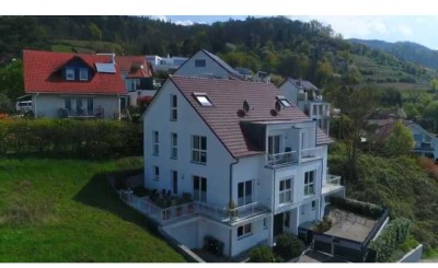 Geschmackvolles 6-Zimmer-Einfamilienhaus mit geh. Innenausstattung und EBK