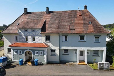 Mehrfamilienhaus mit Gartenparadies - perfekt für große Familie / Mieteinnahmen