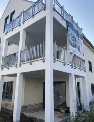 Sehr schöne, top-modere 3 Zimmerwohnung, Erstbezug