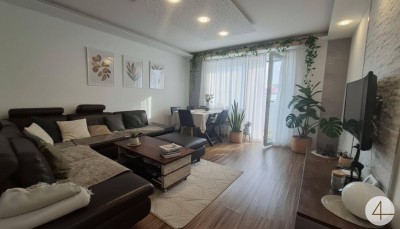 Modernisierte 3 Zimmer Wohnung