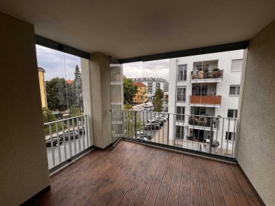 Neuwertige 3-Zimmer-Wohnung mit gehobener Ausstattung mit 2 Balkonen und EBK in Fürth