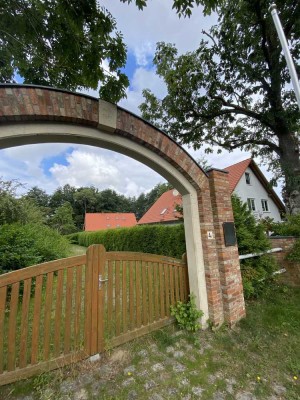 helle zwei Zimmer Wohnung mit großer Terrasse