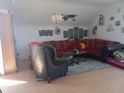 Stilvolle, gepflegte 3-Zimmer-Dachgeschosswohnung mit Balkon in Mannheim