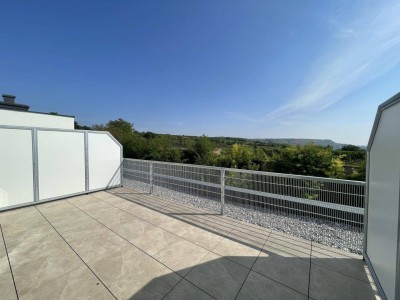 Moderne Zwei-Zimmer Terrassenwohnung mit Fernblick Erstbezug