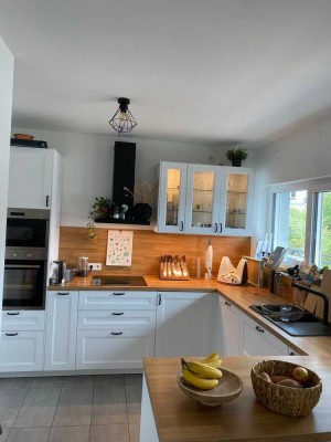Bensberg, zentrale, moderne Ruhiglage in privater Wohnanlage,   4-Zimmer-Penthousewohnung