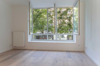 BESTLAGE - PEMPELFORT! Geschmackvoll Sanierte helle 3-Raum Wohnung mit Balkon!