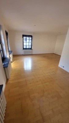 Drei Zimmer Wohnung in Alfter-Odekoven mit separatem Hauseingang