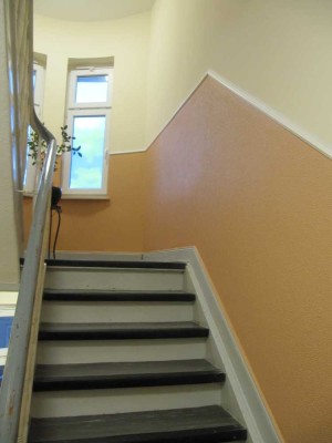 Helle 4,5-Zimmer Wohnung im 2. OG mit Balkon in Bochum-Westenfeld