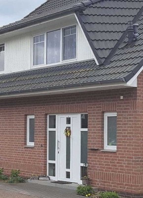 Schöne helle Doppelhaushälfte mit Garten in Horn