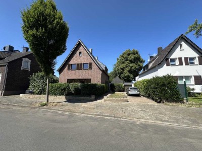 Großzügies EFH in Duisburg Homberg-Hochheide