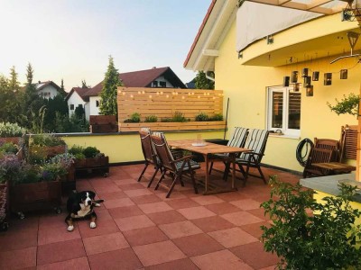 Großzügige Wohnung mit großer abgeschlosserTerrasse in Deilingen in sehr offen bebauter Ortsrandlage