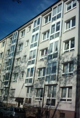 IHR NEUES ZUHAUSE - renovierte 2 Zimmer Wohnung in Altenhagen.