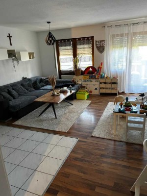 Schöne 3-Zimmer-Wohnung in Hemmingen, Südbalkon, Einbauküche