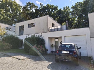 Provisionsfreies 5-Zimmer-Einfamilienhaus mit großzügigem Garten und Garage auf dem Heiderhof