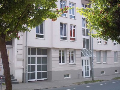 Helle 2 R Wohnung inkl Balkon und  Stellplatz