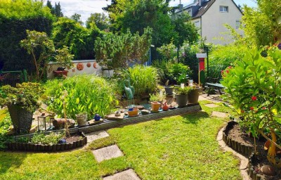 Freiwerdende 4-Zim.-EW in Porz-Mitte mit Gartennutzung!