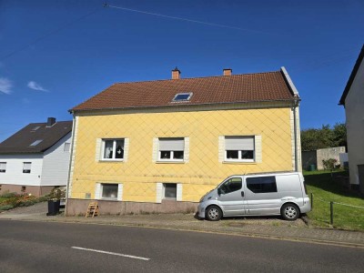 Großes Einfamilienhaus in Ortsteil von Eppelborn