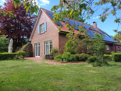 idyllisches Familienparadies mit großem Garten in Waldrandlage inkl. Nebengebäude