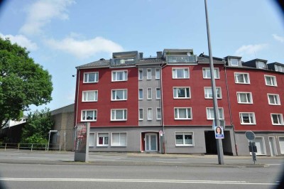 Paketverkauf von 3 vermieteten Wohnungen in modernisiertem Mehrfamilienhaus in zentraler Lage